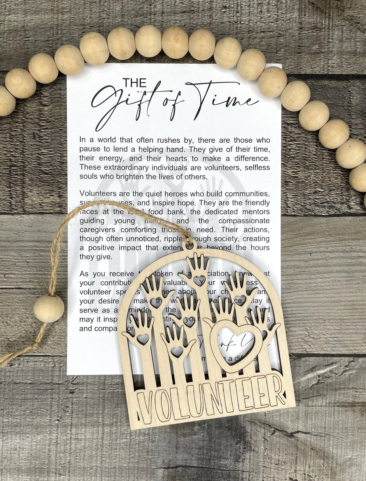 Volunteer-The Gift of Time Story Card Charm: Heart / Maple