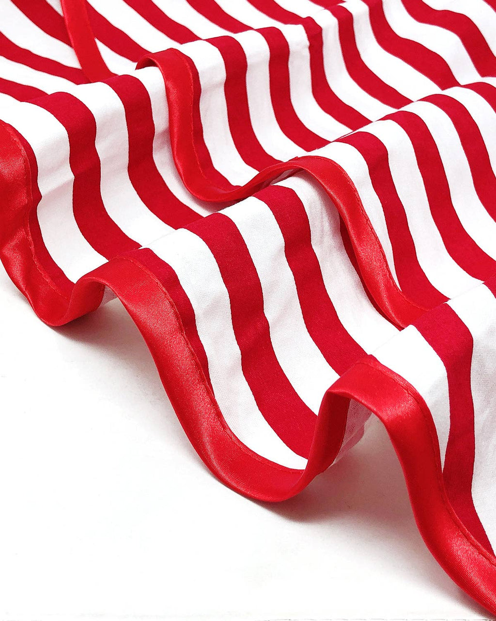 Stylish Cooking Apron: Red Stripe