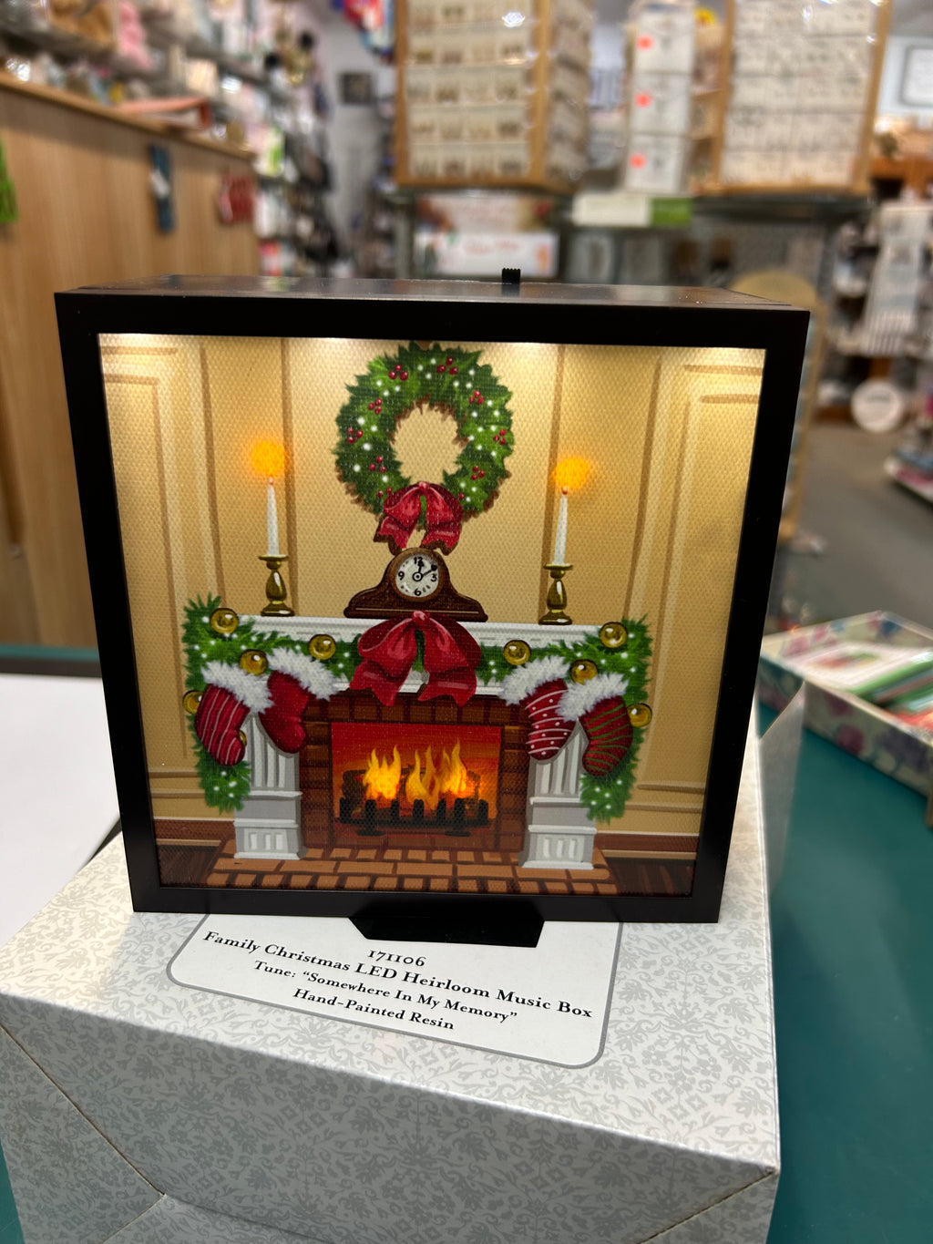 Family Christmas Heirloom LED Precious Moments Music Box