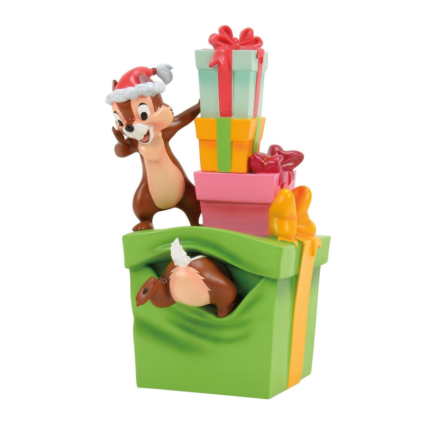 Chip & Dale W/Christmas Presents Disney Showcase Figurine