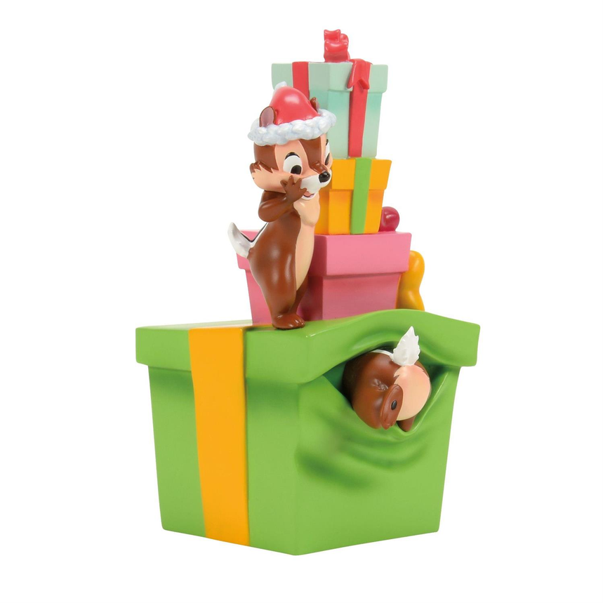 Chip & Dale W/Christmas Presents Disney Showcase Figurine