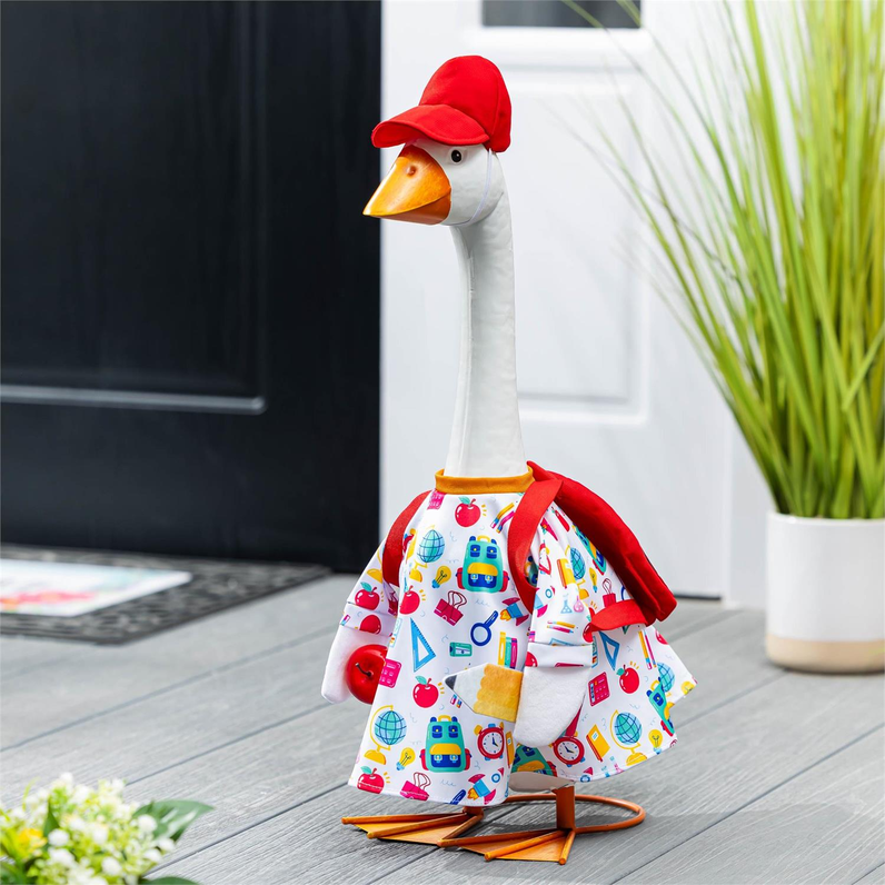 Giddy the Goose Back To School Outfit