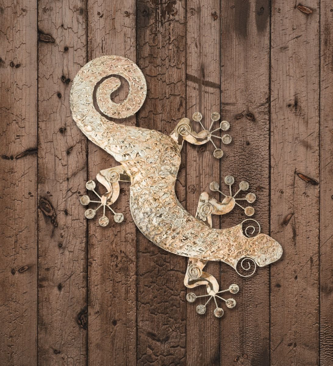 Gold Textured Gecko Wall Decor