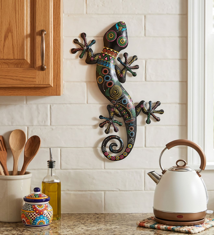 Black/Multicolor Artisan Gecko Wall Decor