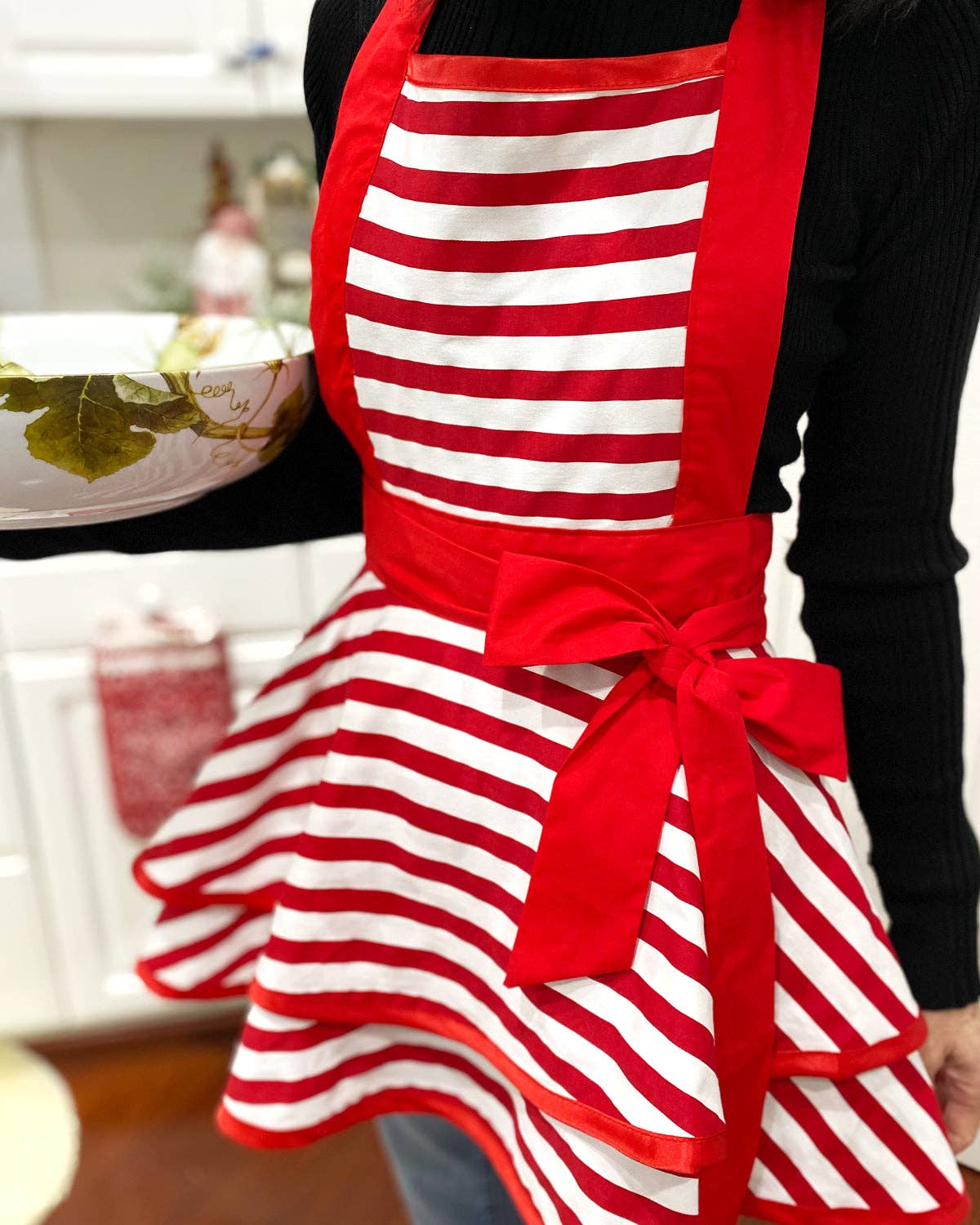 Stylish Cooking Apron: Red Stripe