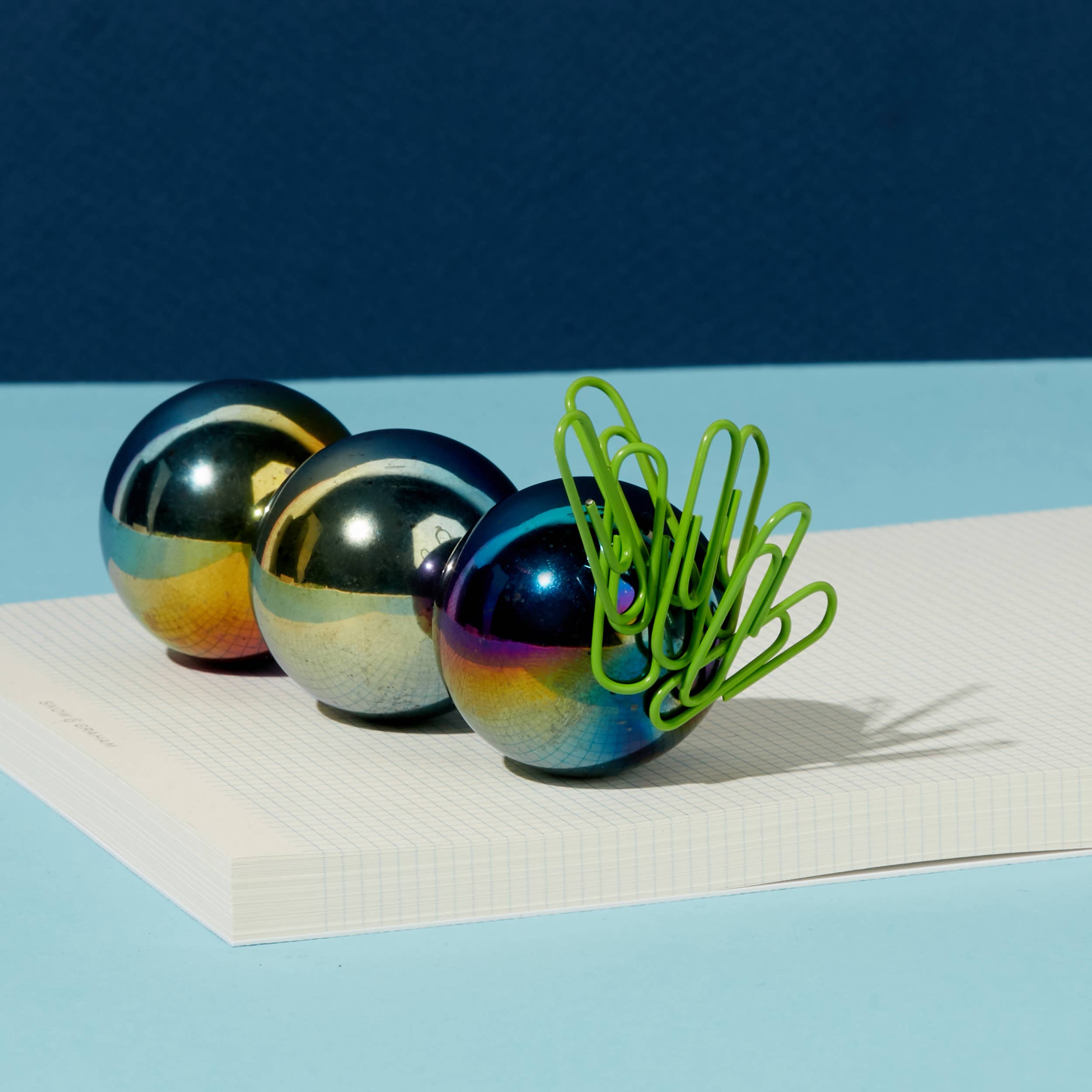 Speks Fidget Desk Magnets / 3-Set