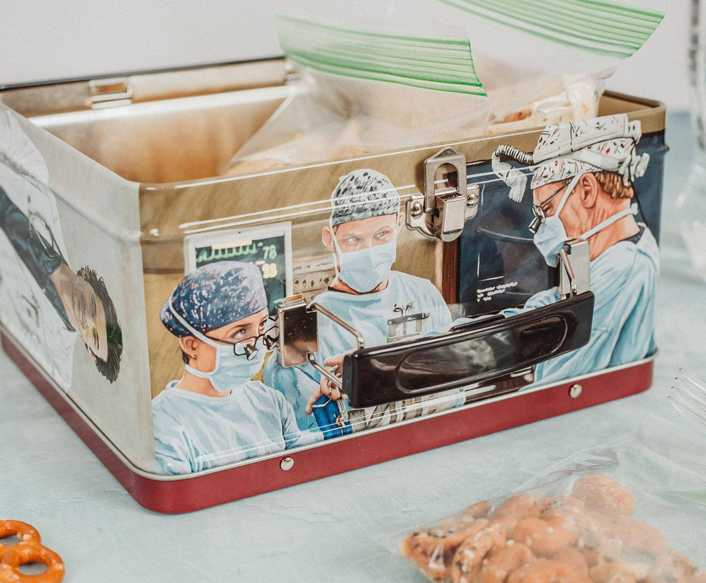 Grey's Anatomy Cast Retro Metal Lunchbox | 8 x 7 x 4 Inches
